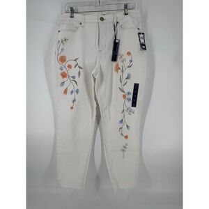 Bandolino Lisbeth Curvy Crop Jeans Womens Size 12 White Floral Embroidered Pants